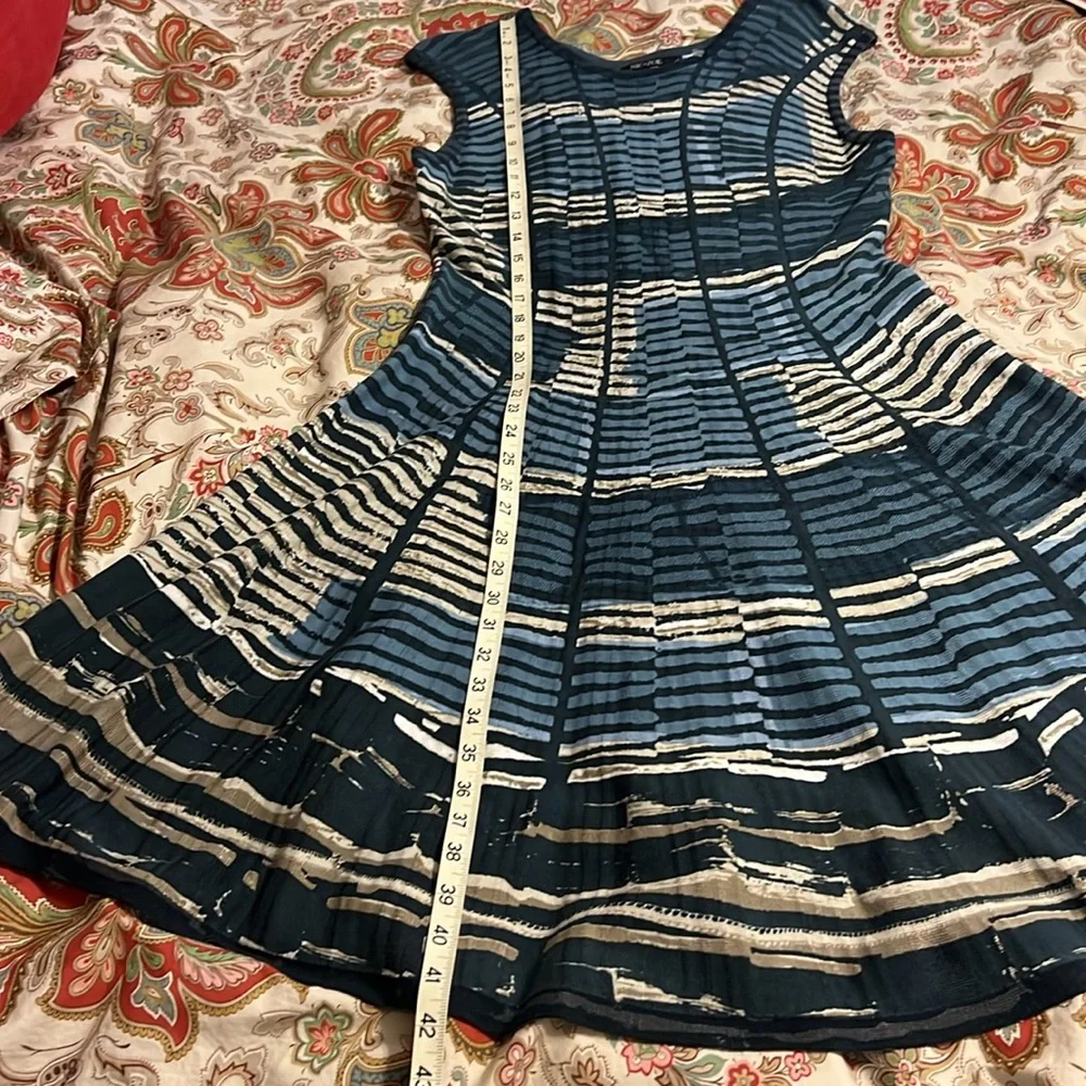 NIC+ ZOE Mesmerize Twirl Knit Dress - Picture 9 of 9